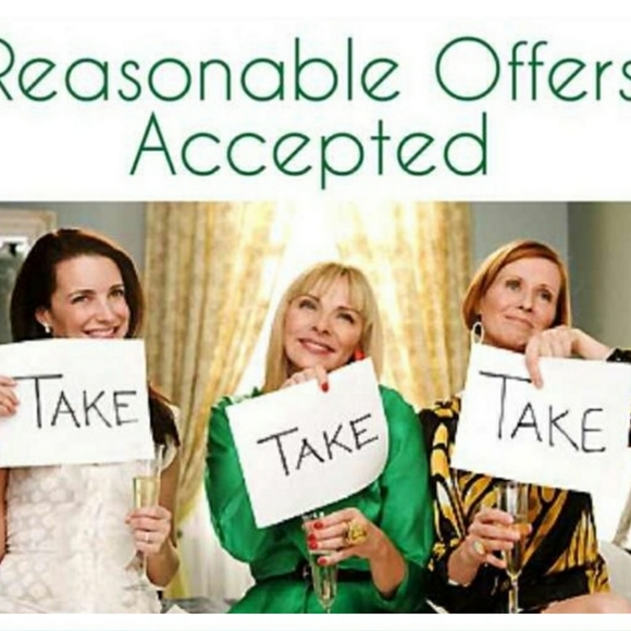 Poshmark Shipping & Shopping Info - Picture 3 of 7